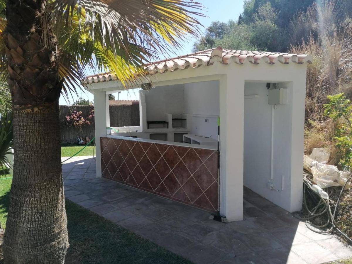Gran villa con vistas al mar y piscina privada Málaga Esterno foto