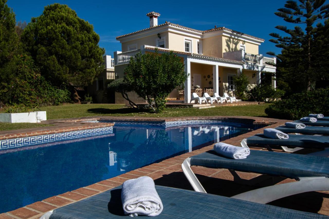 Gran villa con vistas al mar y piscina privada Málaga Esterno foto