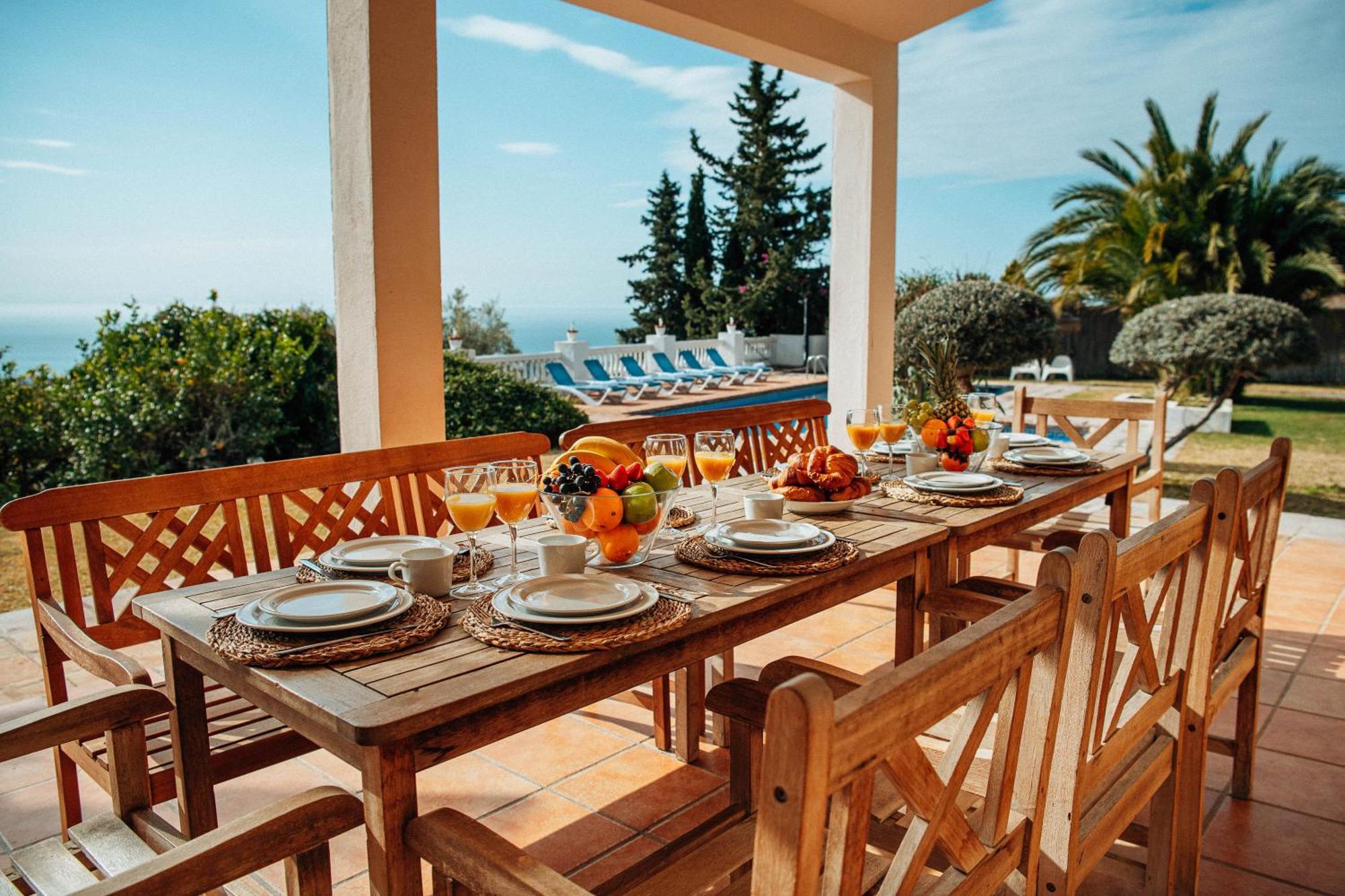 Gran villa con vistas al mar y piscina privada Málaga Esterno foto