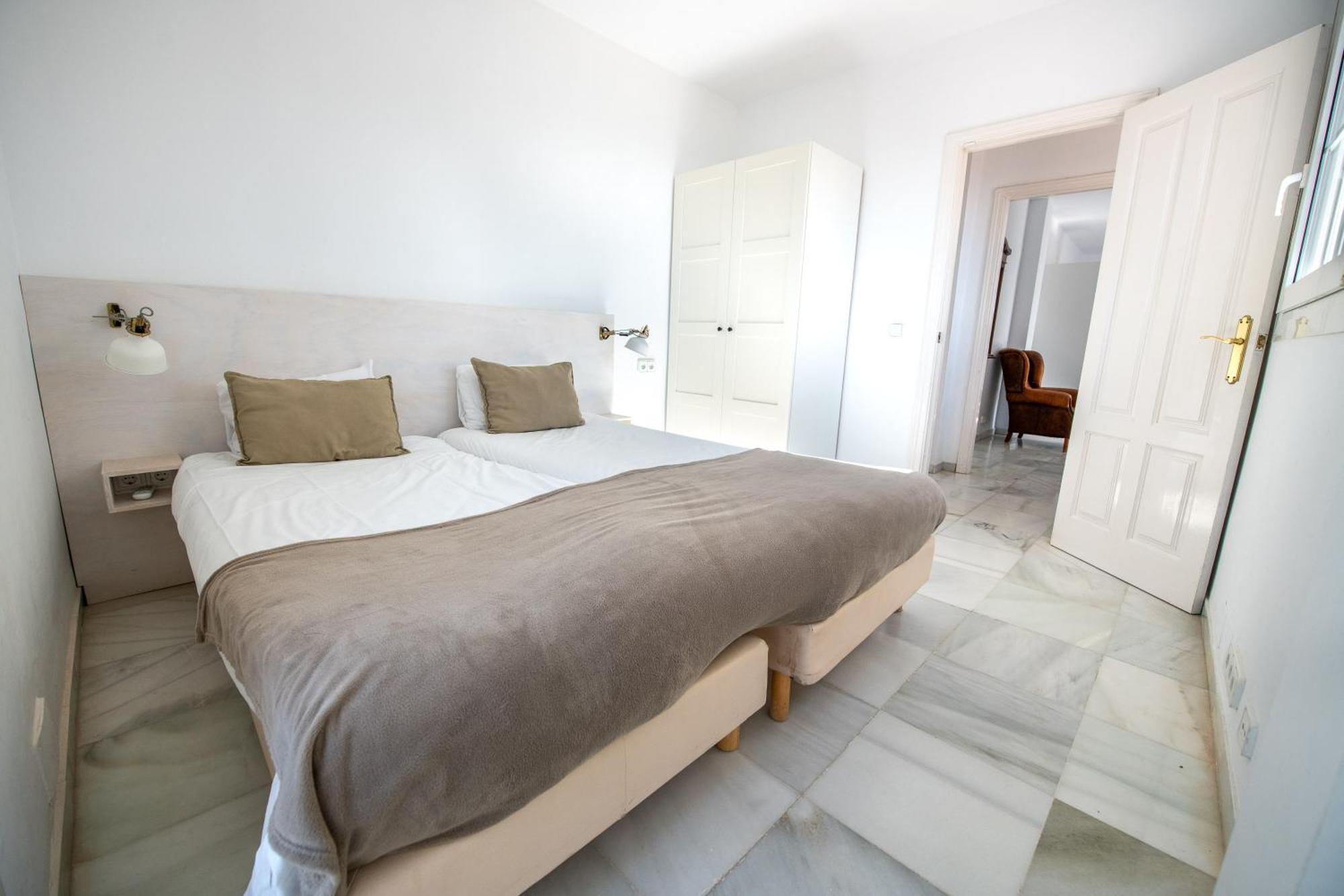 Gran villa con vistas al mar y piscina privada Málaga Esterno foto