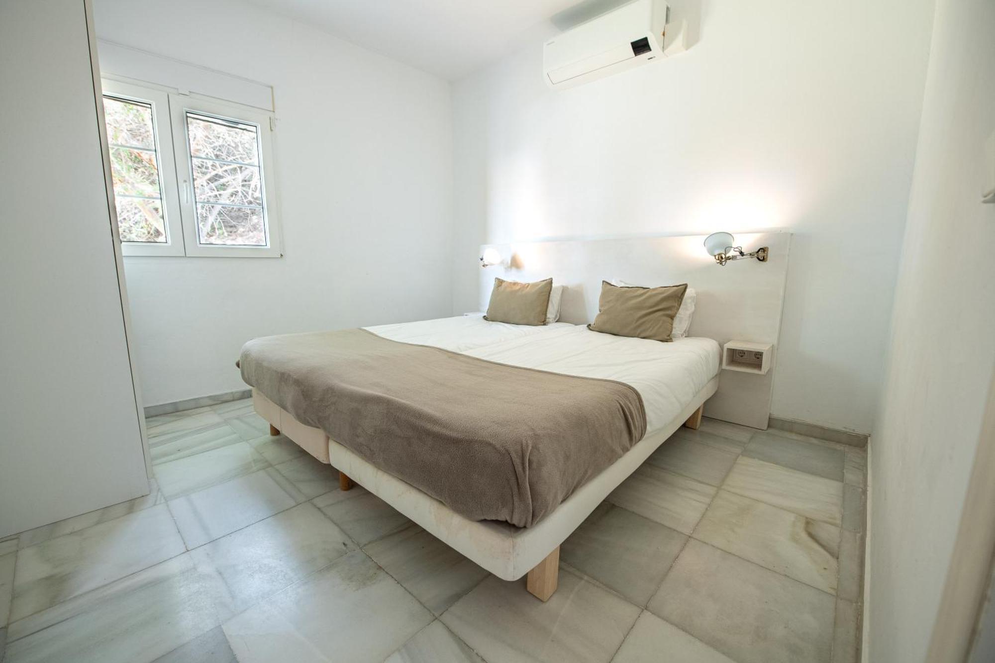 Gran villa con vistas al mar y piscina privada Málaga Esterno foto